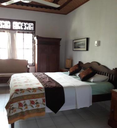 Melayang House | frannies home