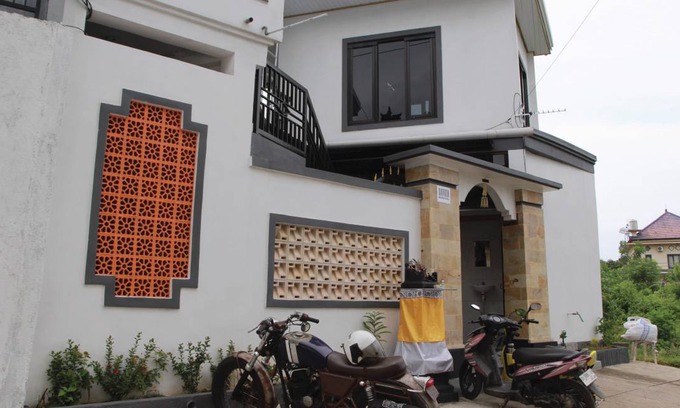 Lovina Hostel | Hostel ∙ 8 guests