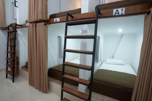 Sampalan Hostel | Lucky Hostel