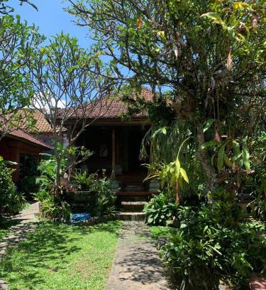 Peliatan House | Mandala Bungalows