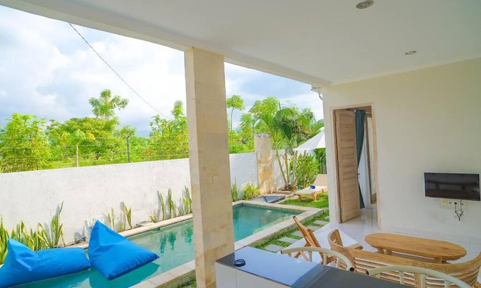 Dencarik Villa | Nate's Villa - 2 Bedroom Villa Private Pool near Lovina Bali