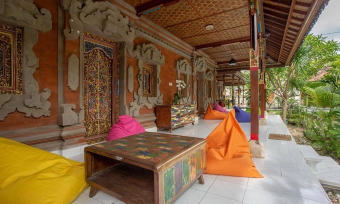 Sampalan Hostel | Nushe Hostel & Room