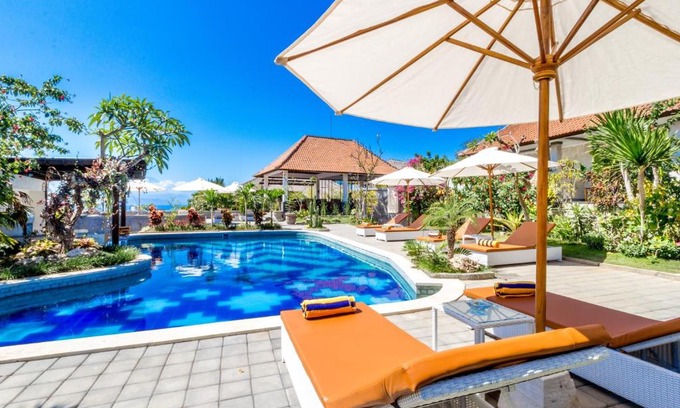 Jungut Batu Resort | Padma Kumala Hotel