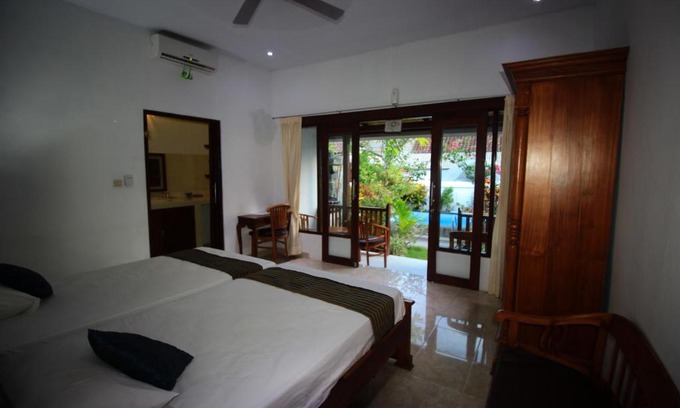 Jungut Batu House | Pantai Bungalow Lembongan Island