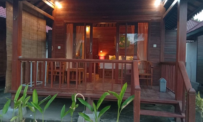 Jungut Batu House | Svaha Nusa Guest House