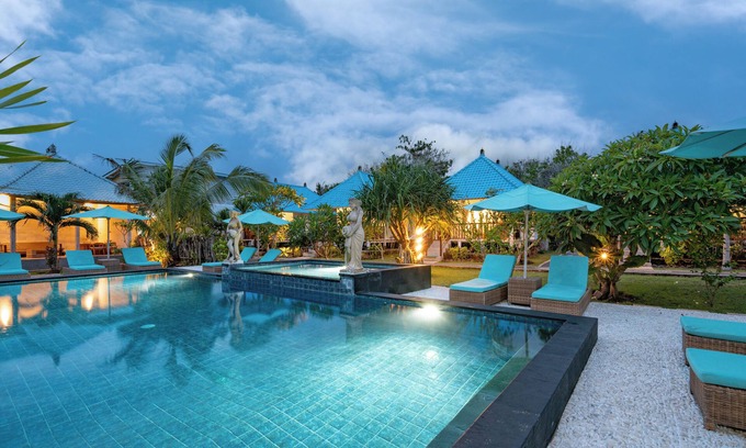 Mushroom Bay Bed & Breakfast | The Cubang Huts Lembongan