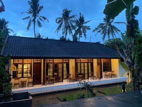 Peliatan House | Umah Kerta Guest House