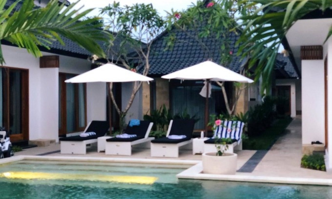 Medahan Bed & Breakfast | Villa Casablanca Surf Keramas