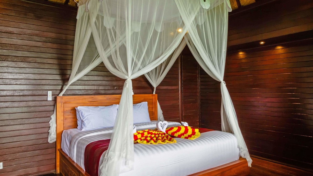 Photo of Bedroom in Mushroom Bay