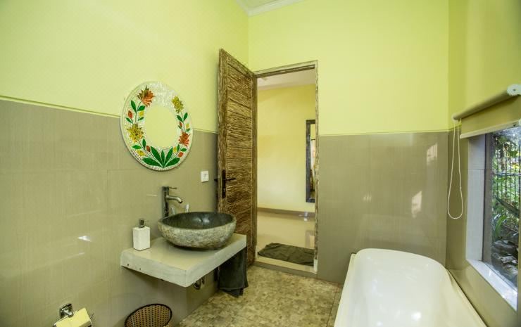 Photo of Bathroom in Singakerta