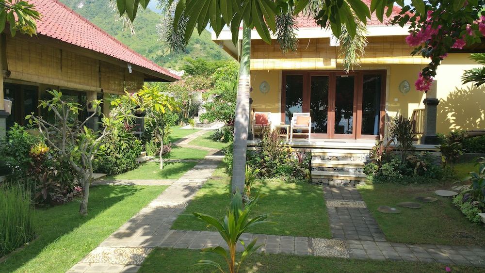 Photo of Buildings in Bunutan
