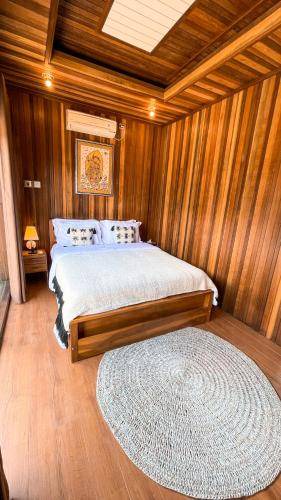 Photo of Bedroom in Toya Bungkah