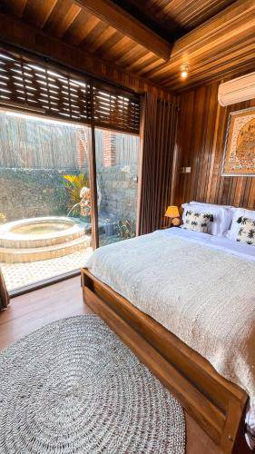 Photo of Bedroom in Toya Bungkah