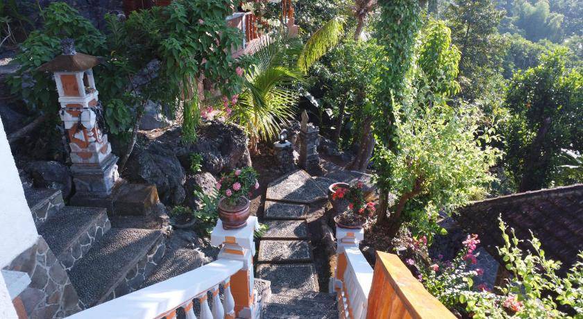 Photo of Patio Balcony in Tejakula