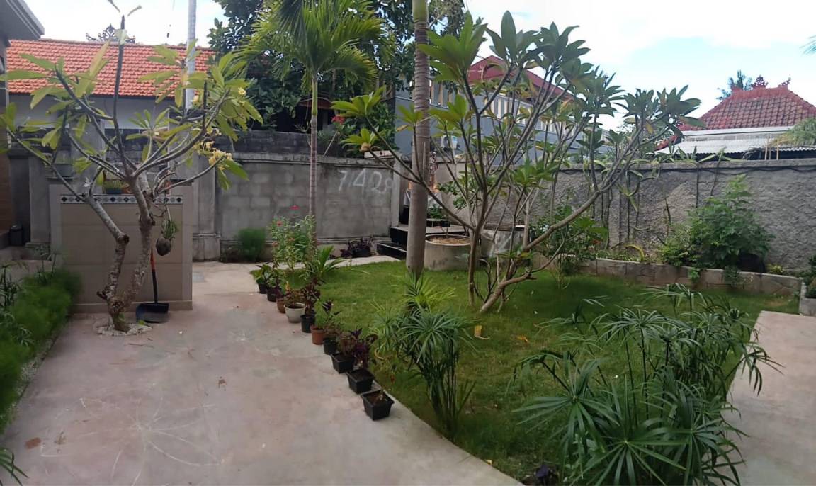 Photo of Others in Jungut Batu