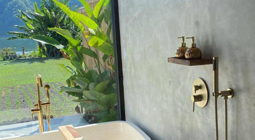 Photo of Bathroom in Toya Bungkah