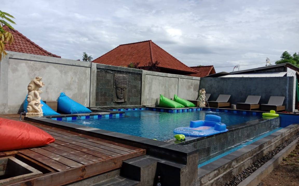 Photo of Others in Mushroom Bay