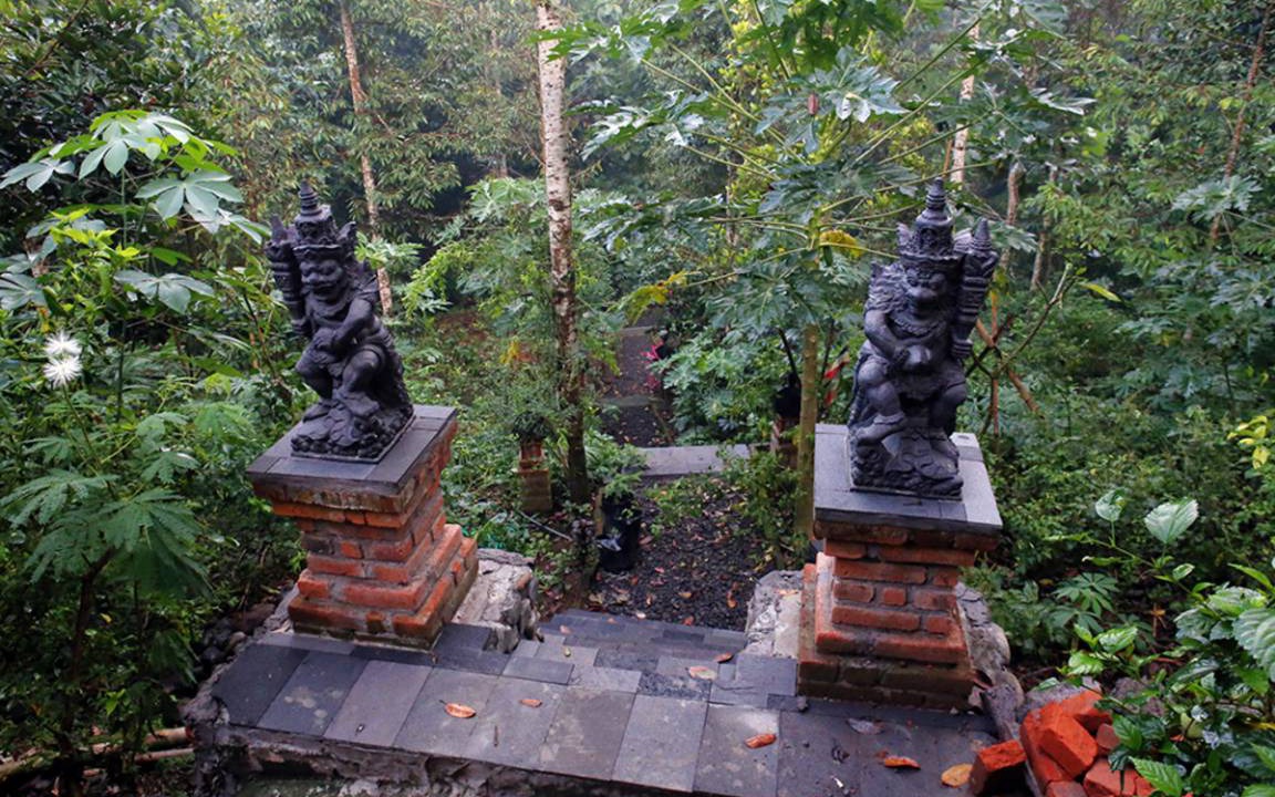 Photo of Others in Kubutambahan