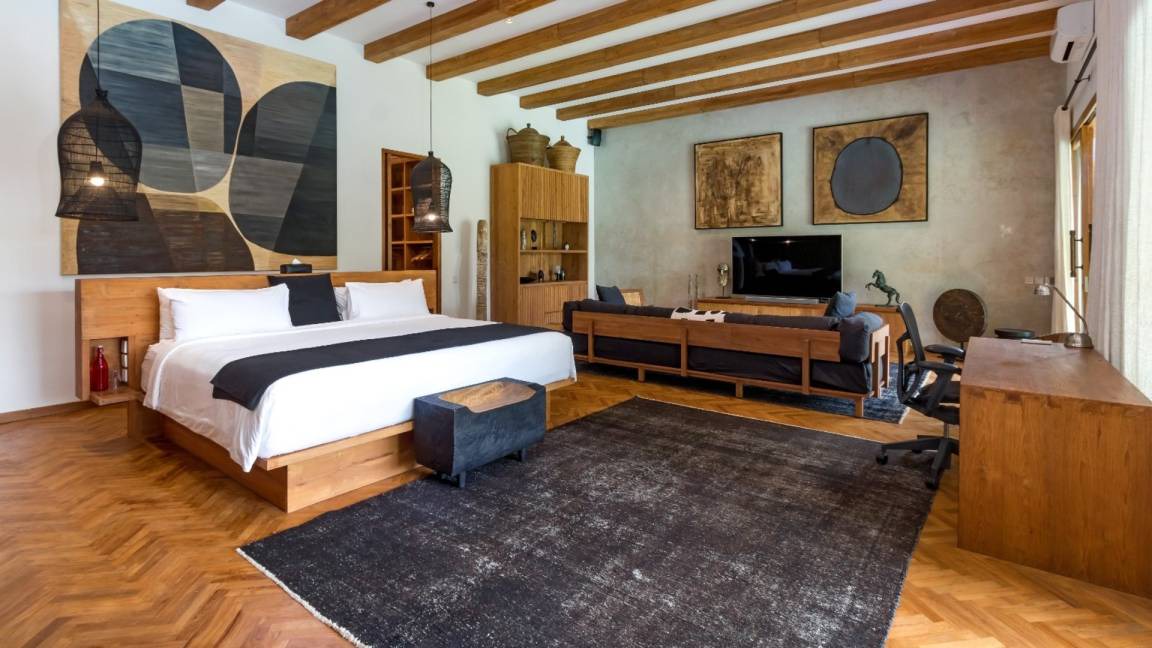 Photo of Bedroom in Drupadi