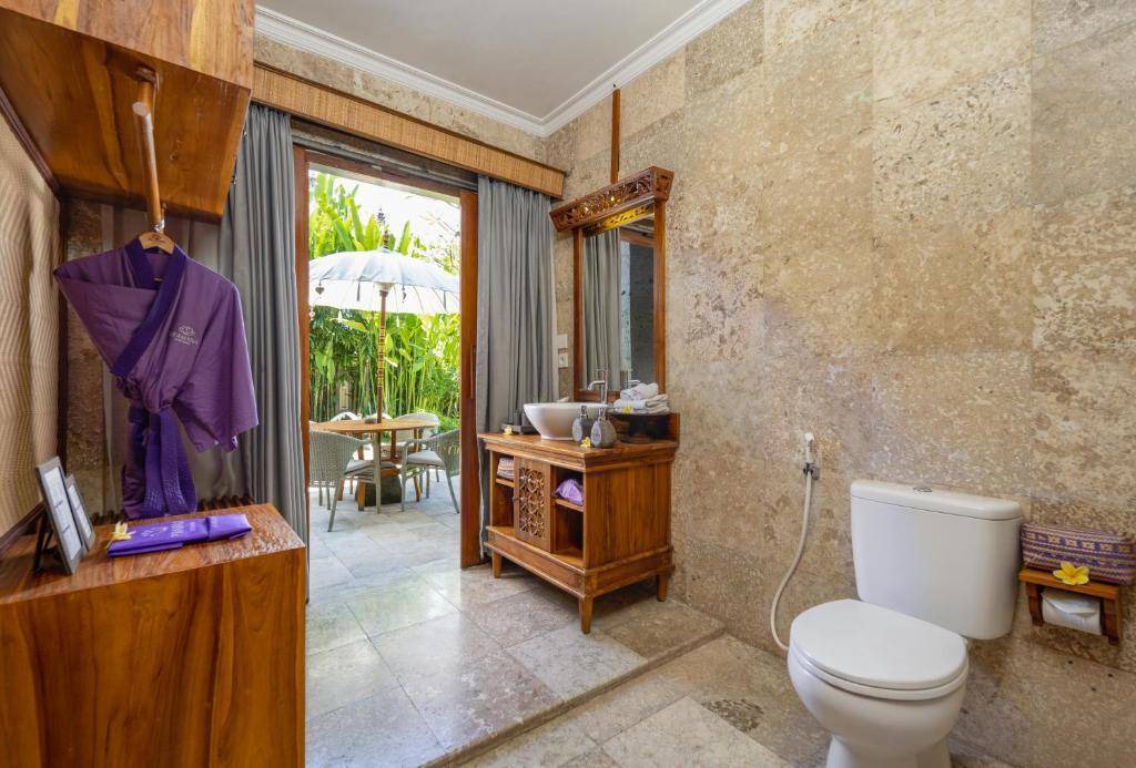 Photo of Bathroom in Keramas
