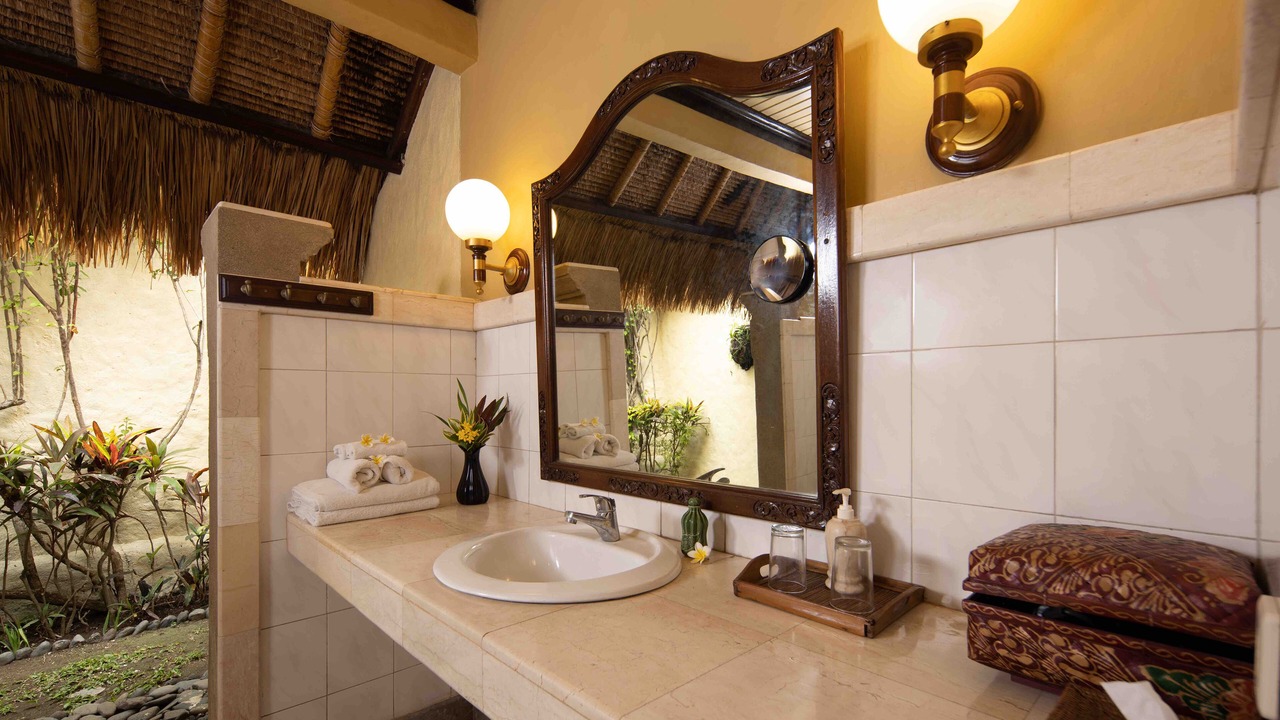 Photo of Bathroom in Sambirenteng