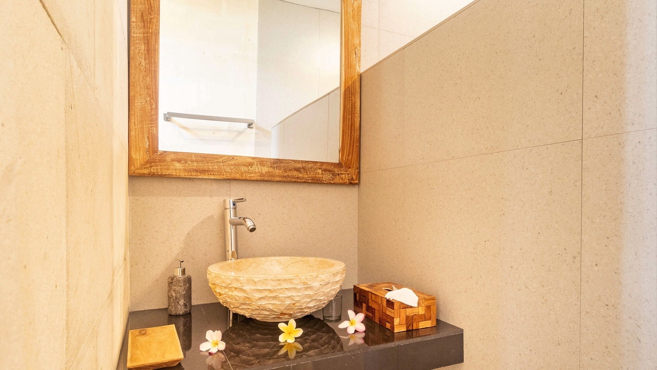 Photo of Bathroom in Ababi
