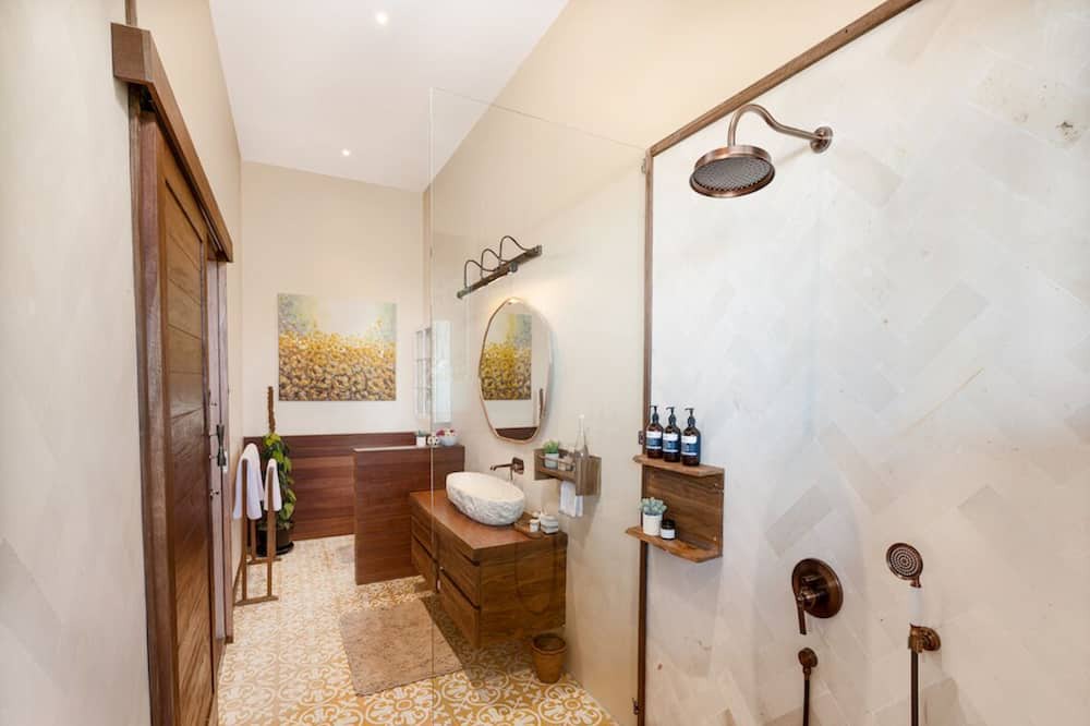Photo of Bathroom in Munduk
