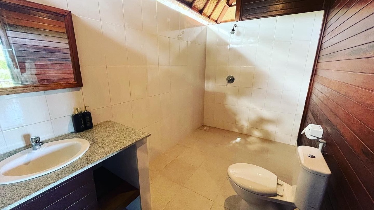 Photo of Bathroom in Mushroom Bay