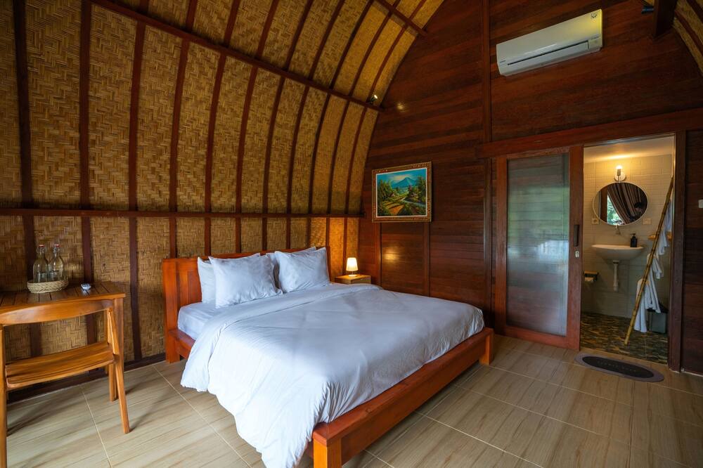 Photo of Bedroom in Tumbu Village