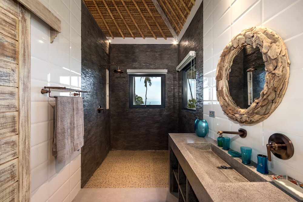 Photo of Bathroom in Tulamben