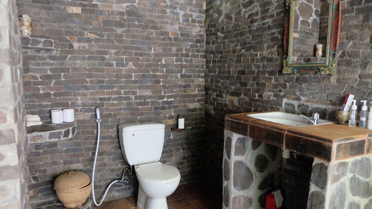 Photo of Bathroom in Tejakula