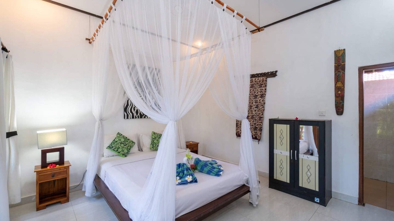 Photo of Bedroom in Mushroom Bay