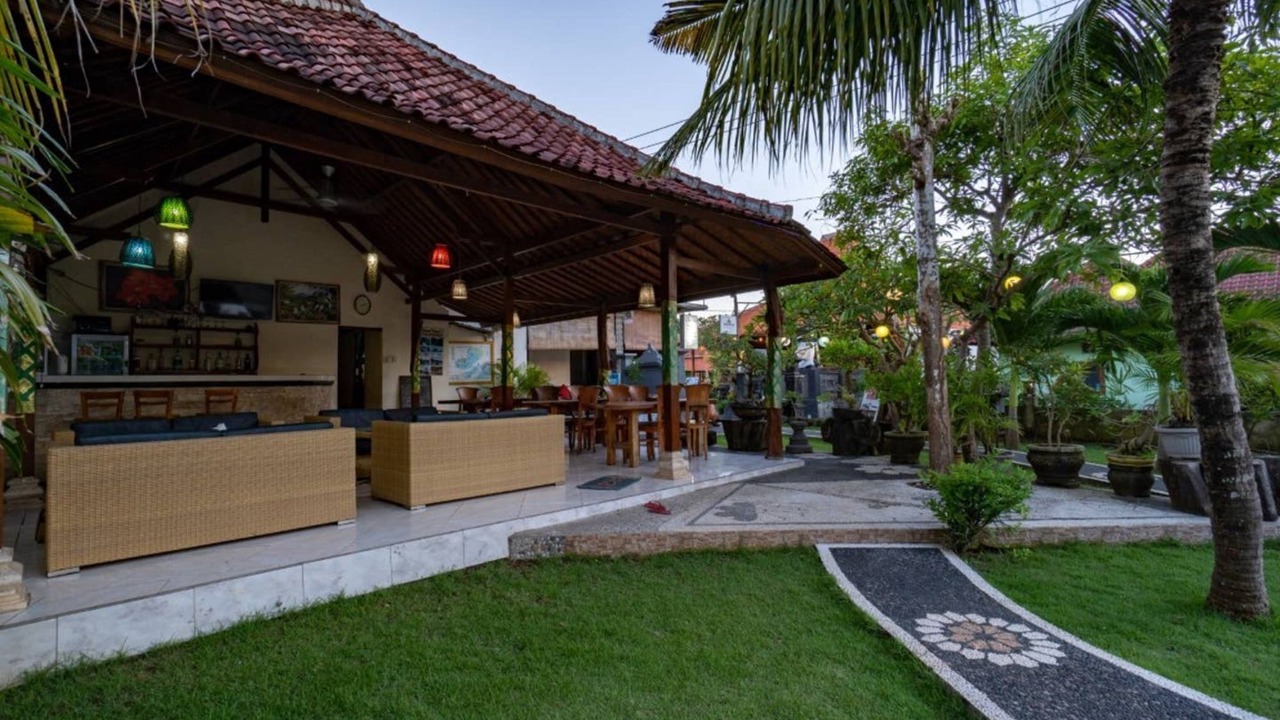 Photo of Outdoor in Mushroom Bay