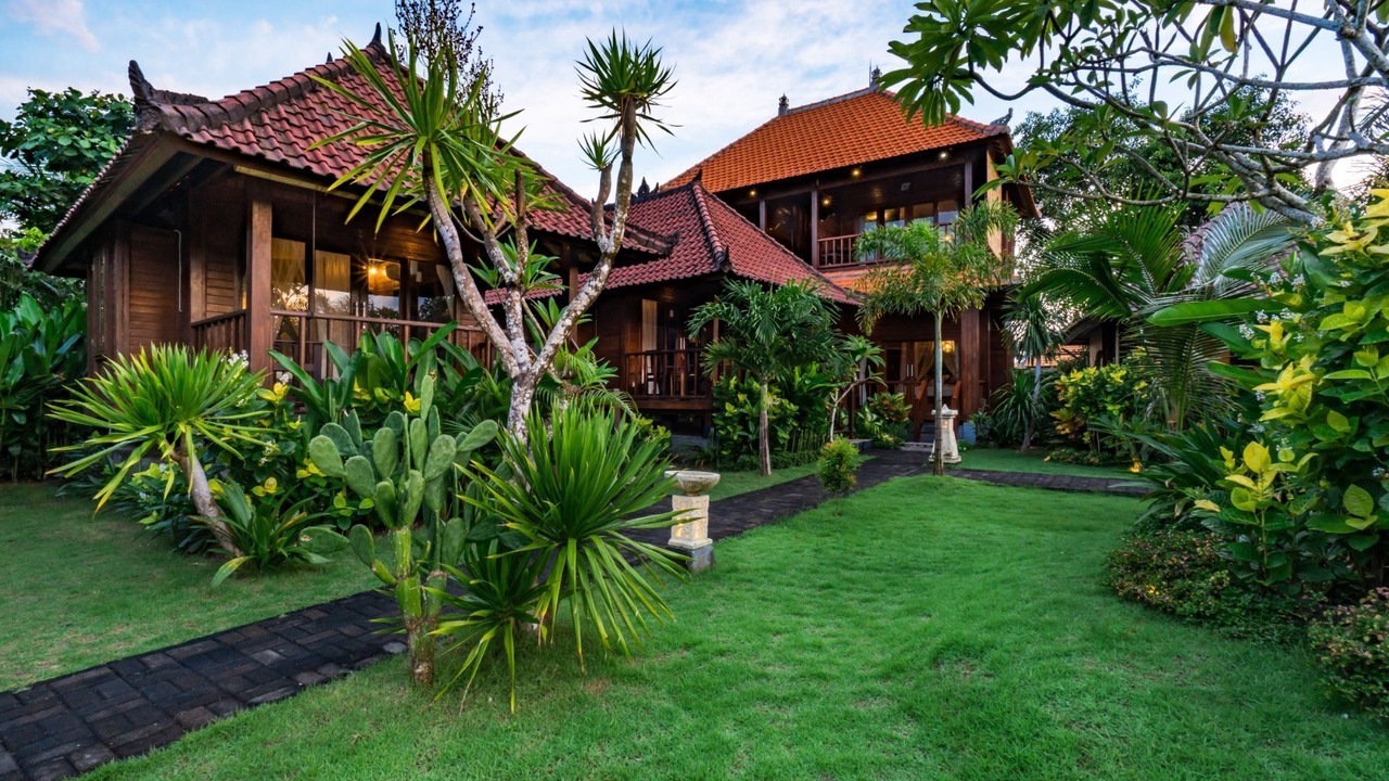 Photo of Outdoor in Mushroom Bay