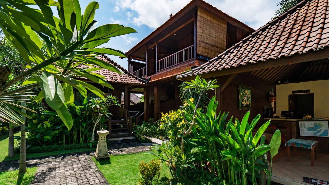 Photo of Outdoor in Mushroom Bay