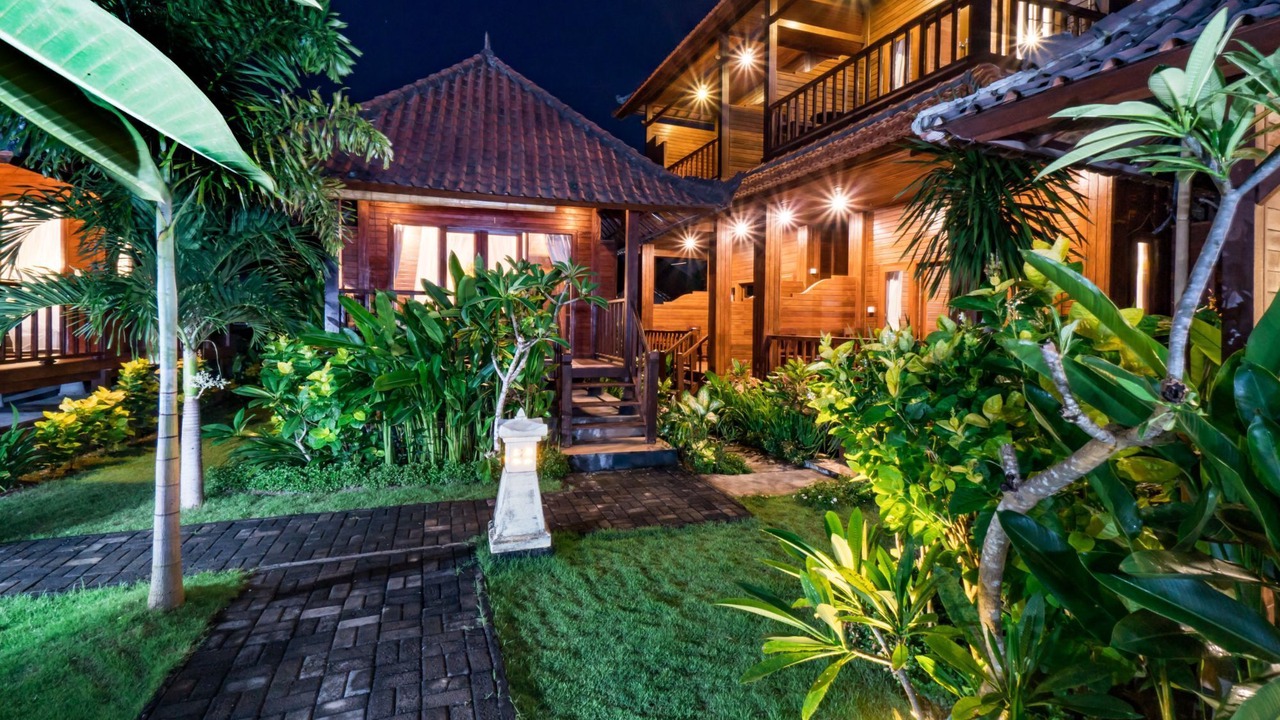 Photo of Outdoor in Mushroom Bay