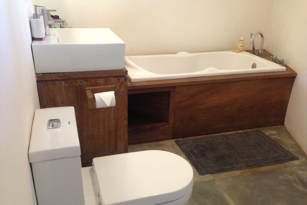 Photo of Bathroom in Mas