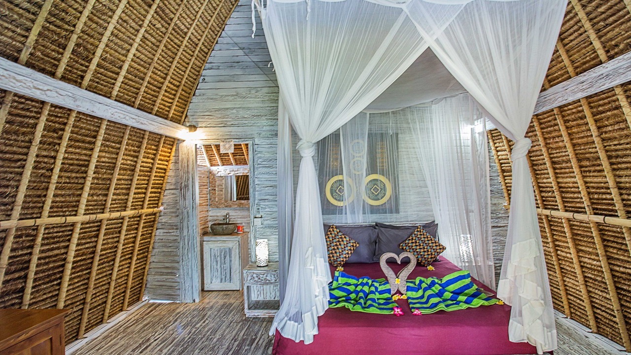 Photo of Bedroom in Mushroom Bay