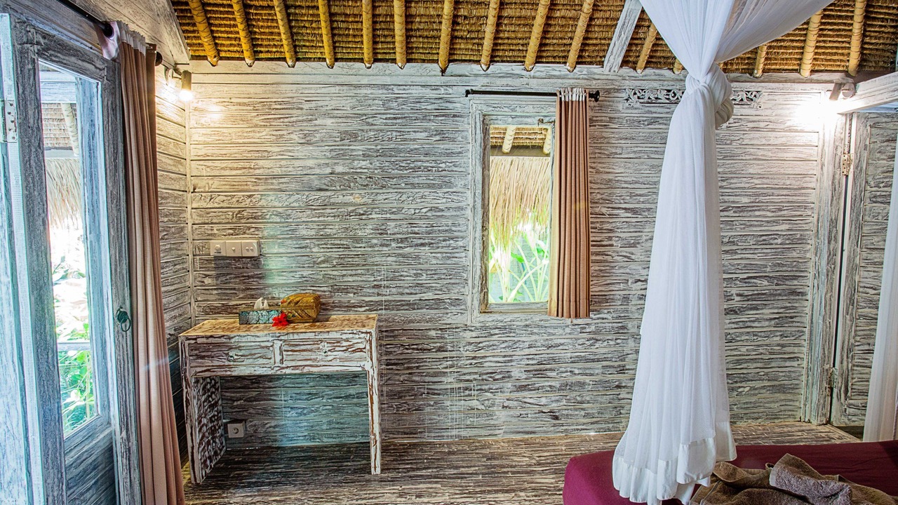 Photo of Bedroom in Mushroom Bay
