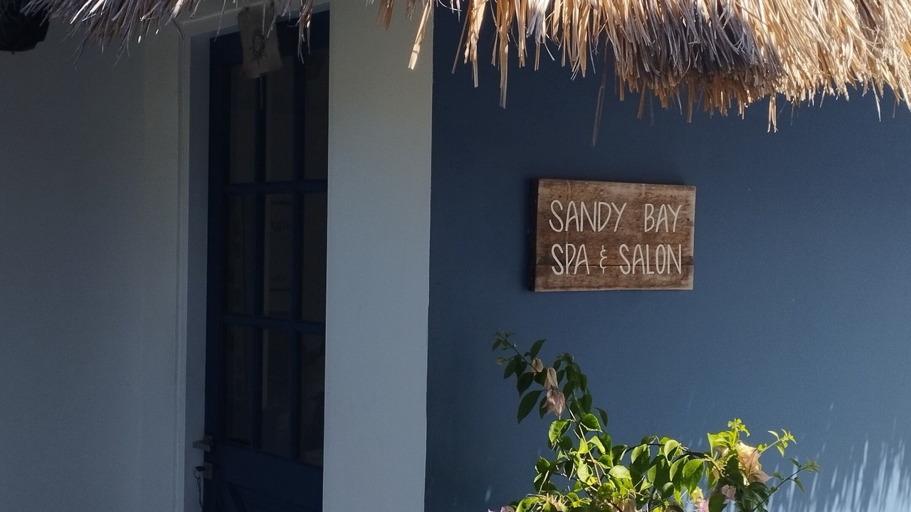 Photo of Others in Mushroom Bay