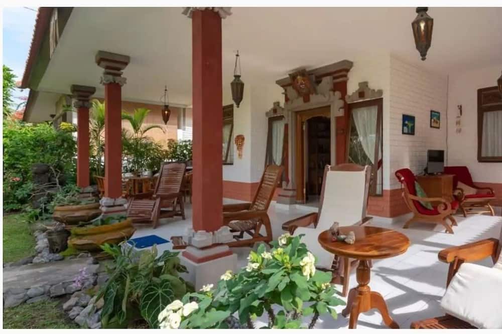 Photo of Patio Balcony in Jasri
