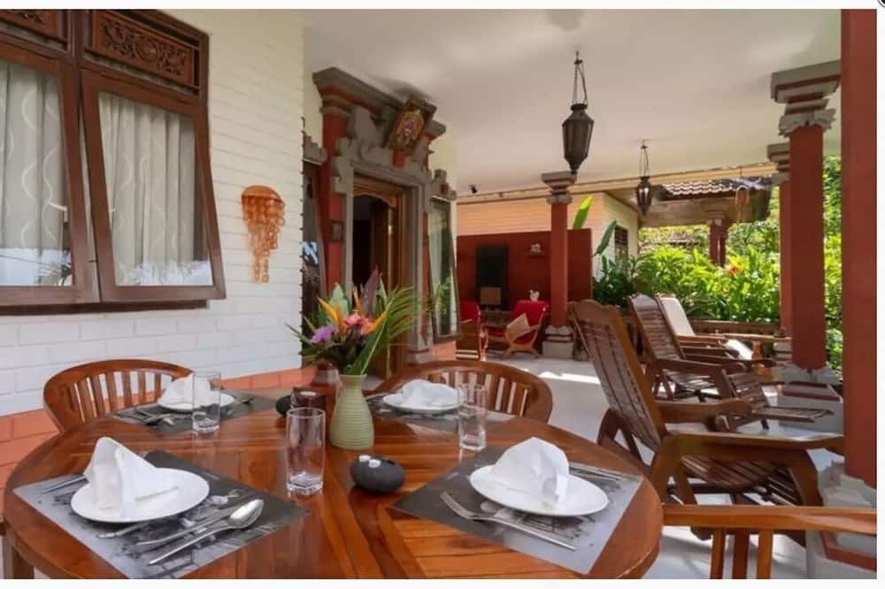 Photo of Patio Balcony in Jasri