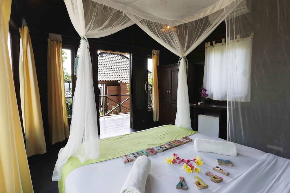 Photo of Bedroom in Mushroom Bay