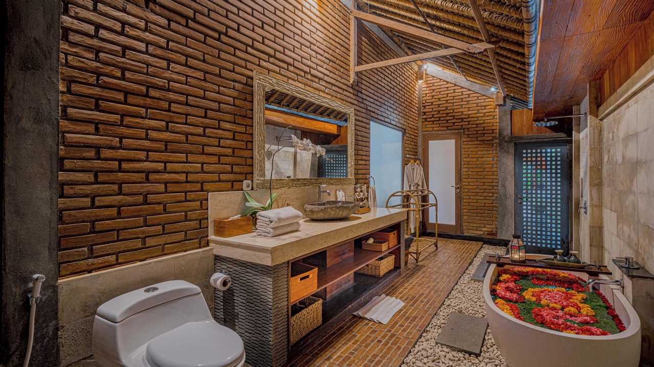 Photo of Bathroom in Sambahan