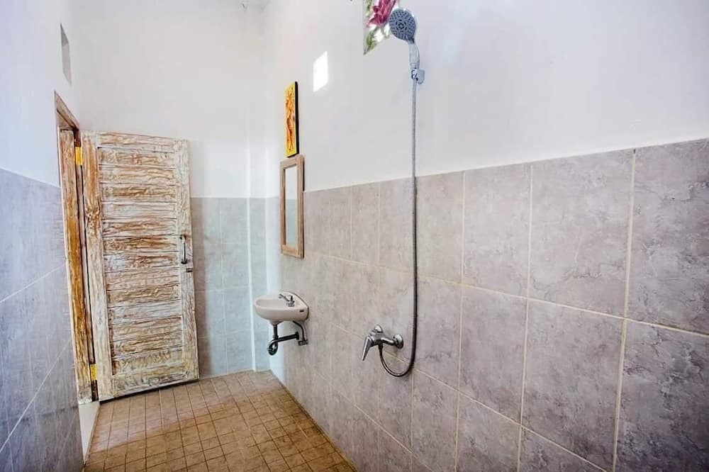 Photo of Bathroom in Ceningan Island