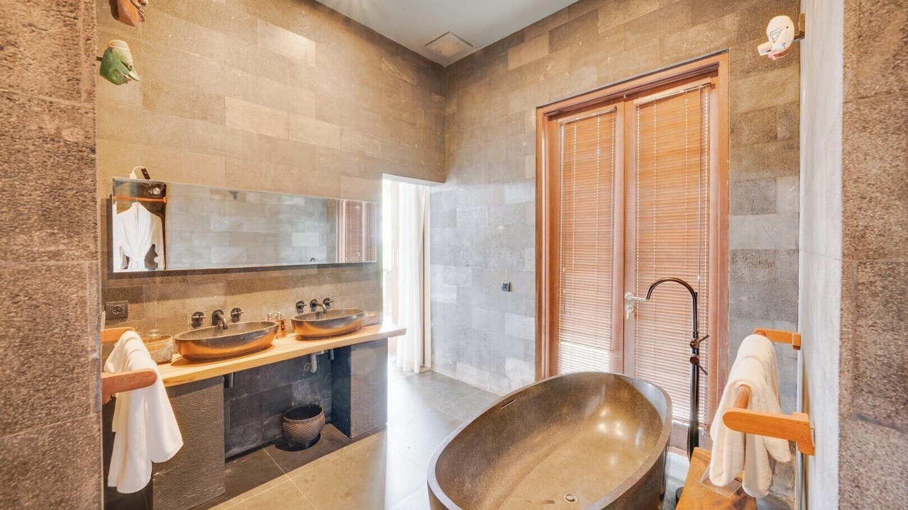 Photo of Bathroom in Kerta