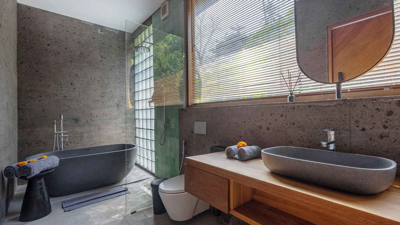 Photo of Bathroom in Suraberata