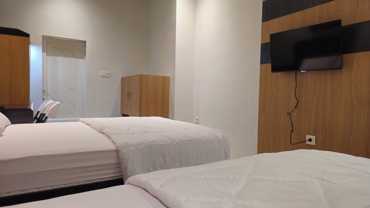 Photo of Bedroom in Sunset Road