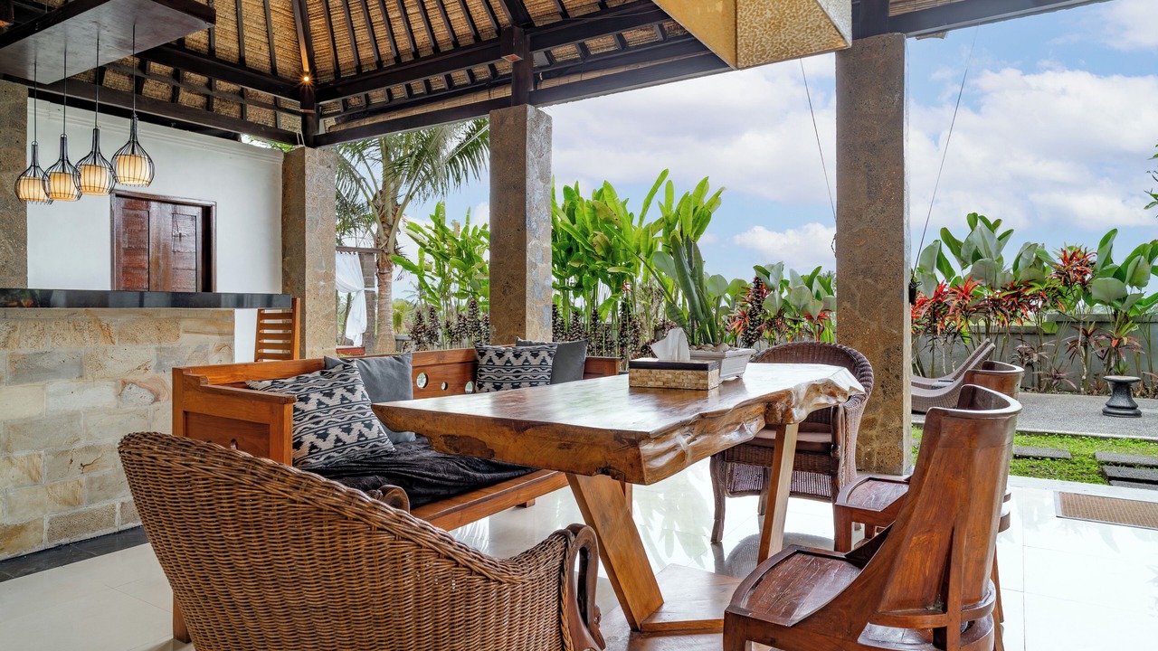 Photo of Outdoor in Taro