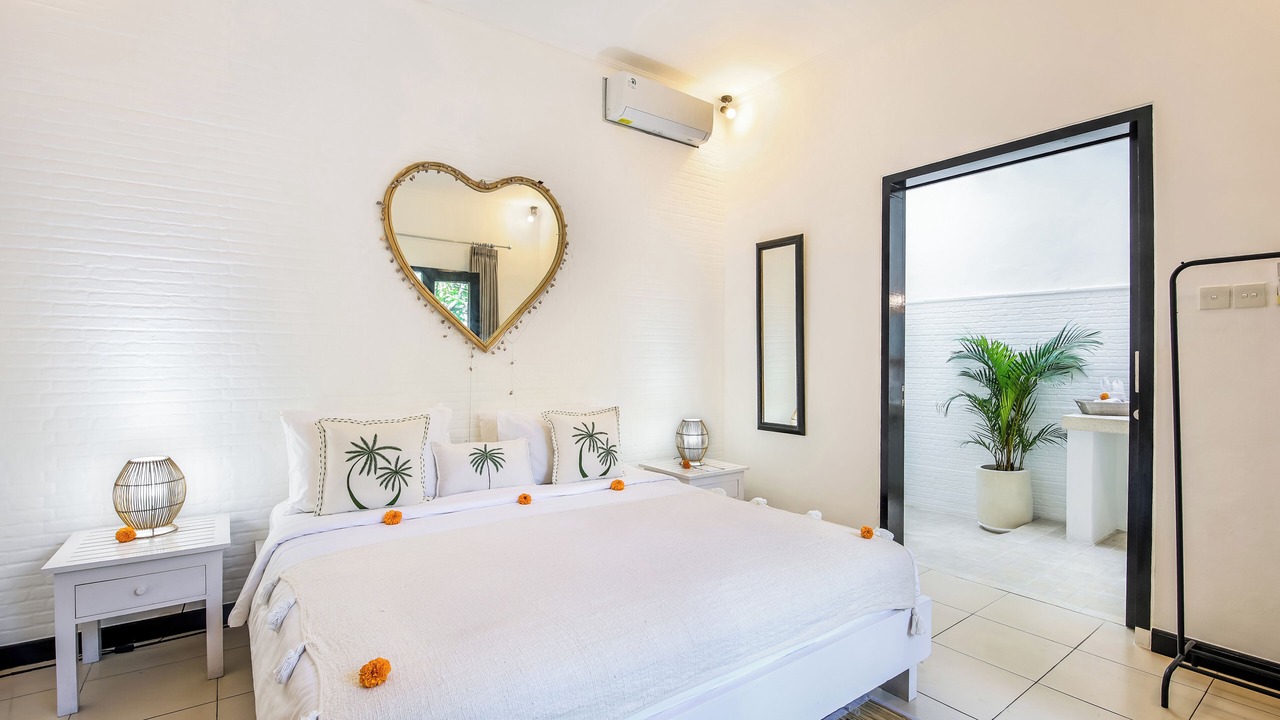 Photo of Bedroom in Drupadi